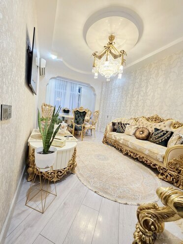 Продаётся 3-комн. вторичка 80 м², м. Мемар Аджеми, photo 4 from 12