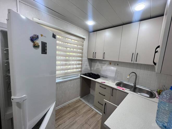 Сдаётся 2-комн. вторичка 60 м², м. Нефтчиляр, photo 3 from 12
