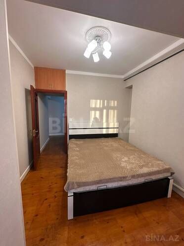 İcarəyə verilir 2 otaqlı köhnə tikili 70 m², Azadlıq Prospekti m., photo 3 from 13