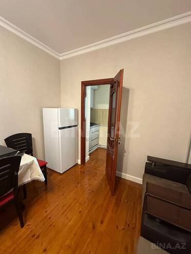 İcarəyə verilir 2 otaqlı köhnə tikili 70 m², Azadlıq Prospekti m., photo 10 from 13
