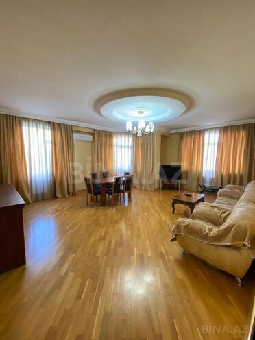 İcarəyə verilir 3 otaqlı yeni tikili 110 m², İnşaatçılar m., photo 1 from 20