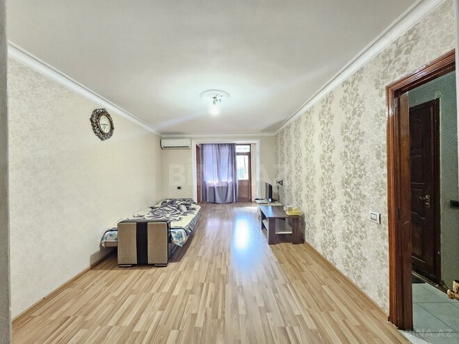 Satılır 3 otaqlı köhnə tikili 65 m², İnşaatçılar m., photo 4 from 18