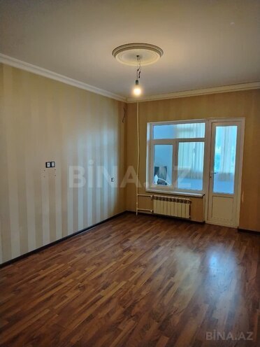 Продаётся 2-комн. вторичка 60 м², м. Ази Асланов, photo 1 from 15