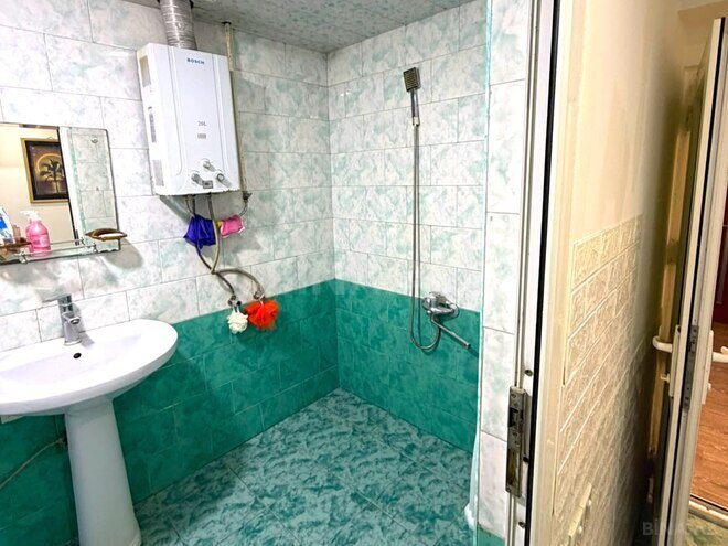 Продаётся 3-комн. вторичка 50 м², м. Халглар Достлугу, photo 21 from 24