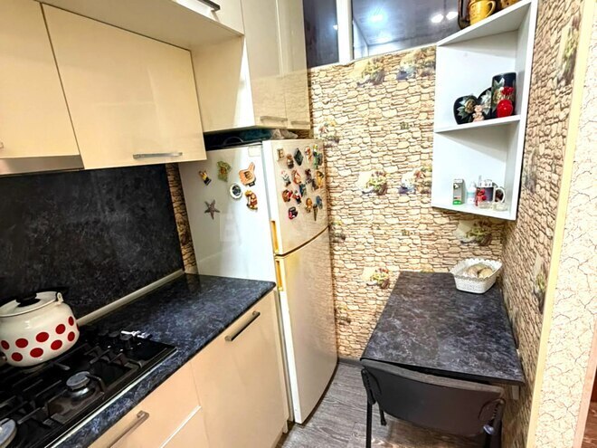 Продаётся 3-комн. вторичка 50 м², м. Халглар Достлугу, photo 12 from 24