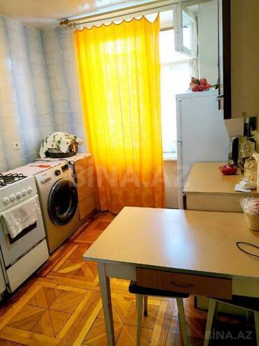 Продаётся 2-комн. вторичка 48 м², м. Элмляр Академиясы, photo 9 from 16
