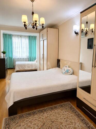 Satılır 2 otaqlı köhnə tikili 55 m², Şah İsmayıl Xətai m., photo 4 from 8