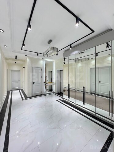 Продаётся 3-комн. новостройка 145 м², м. Ази Асланов, photo 1 from 26