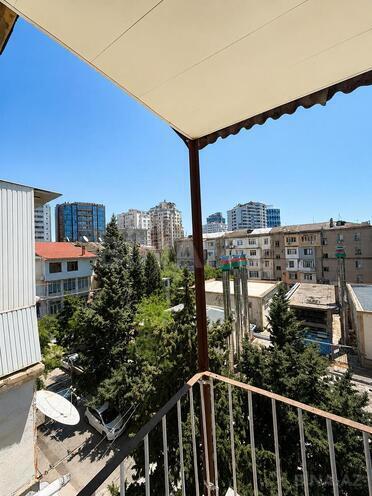 Satılır 3 otaqlı köhnə tikili 75 m², Elmlər Akademiyası m., photo 12 from 14