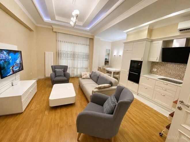 İcarəyə verilir 3 otaqlı yeni tikili 100 m², Ağ şəhər q., photo 1 from 11