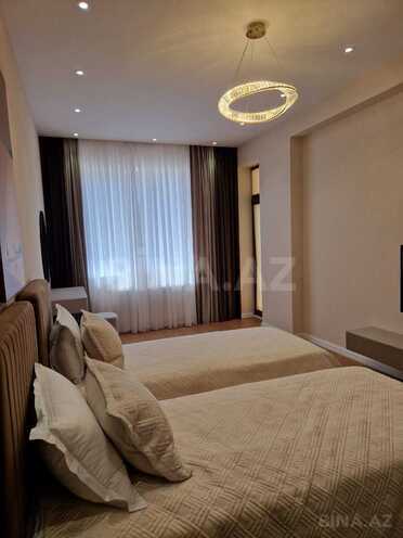 Сдается 3-комн. новостройка 180 м², м. Низами, photo 19 from 30