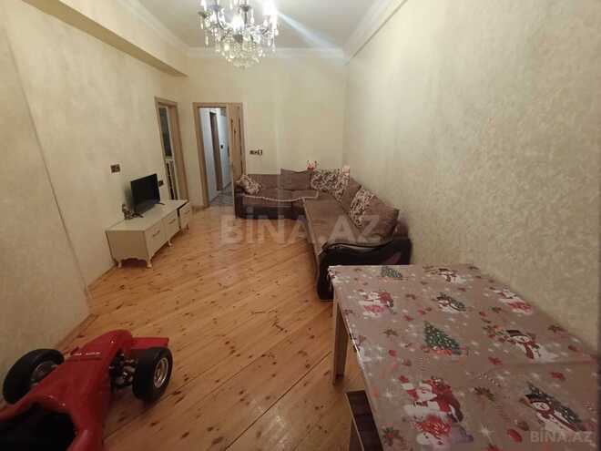 Продаётся 2-комн. вторичка 65 м², м. Элмляр Академиясы, photo 3 from 12