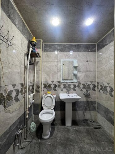 Satılır 3 otaqlı köhnə tikili 70 m², İnşaatçılar m., photo 11 from 14