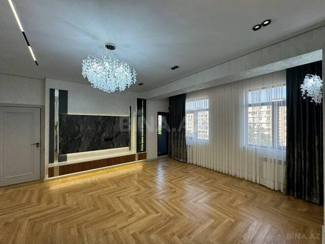 Продаётся 4-комн. новостройка 110 м², м. Нефтчиляр, photo 1 from 28