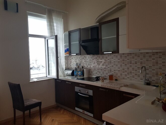 İcarəyə verilir 2 otaqlı köhnə tikili 60 m², Sahil m., photo 6 from 10