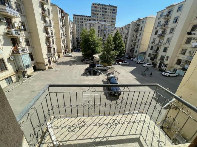 Сдаётся 3-комн. новостройка 73 м², Абшеронcкий  р., photo 1 from 11