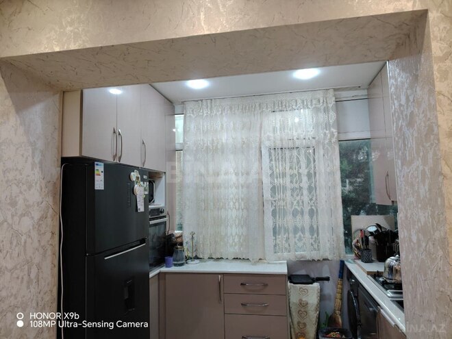 Продаётся 3-комн. вторичка 65 м², м. Низами, photo 11 from 21