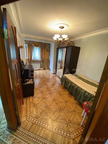 Продаётся 3-комн. вторичка 70 м², м. Элмляр Академиясы, photo 11 from 14