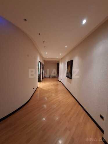 İcarəyə verilir 4 otaqlı yeni tikili 260 m², 28 May m., photo 16 from 22