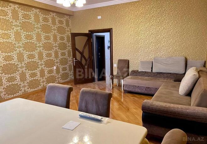Сдаётся 2-комн. новостройка 80 м², м. Иншаатчылар, photo 1 from 10