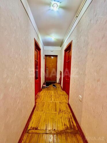 Продаётся 3-комн. вторичка 80 м², м. Кара Караев, photo 6 from 9
