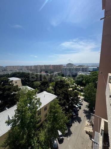 Продаётся 4-комн. вторичка 70 м², м. Ази Асланов, photo 14 from 24