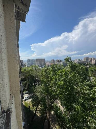Продаётся 4-комн. вторичка 70 м², м. Ази Асланов, photo 23 from 24