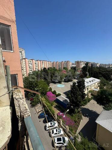 Продаётся 4-комн. вторичка 70 м², м. Ази Асланов, photo 21 from 24