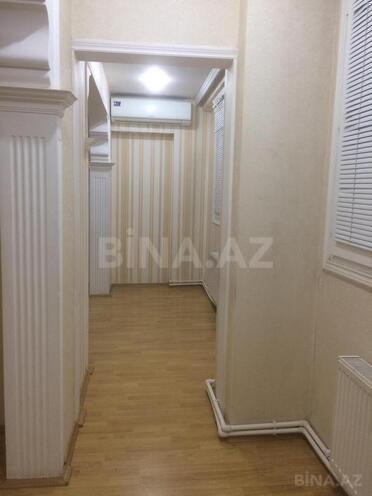 Продаётся 4-комн. вторичка 90 м², photo 12 from 13