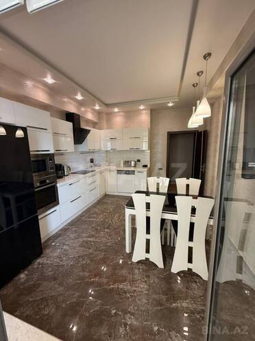 İcarəyə verilir 3 otaqlı yeni tikili 160 m², Nizami m., photo 3 from 15