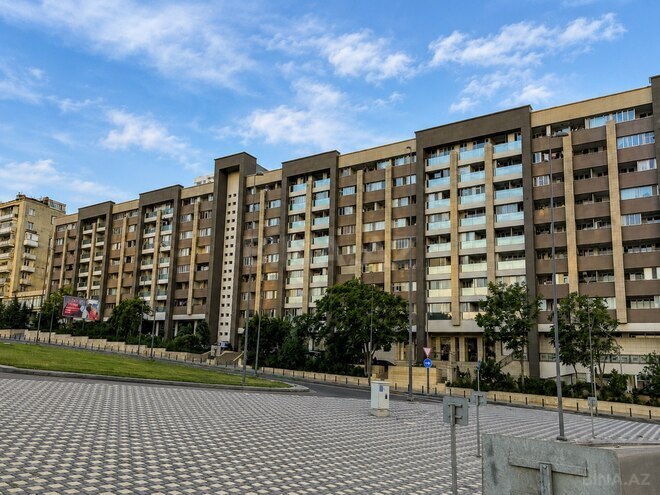 Satılır 3 otaqlı köhnə tikili 85 m², Nizami m., photo 1 from 26