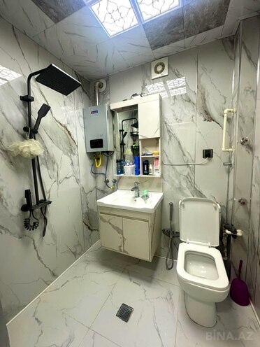 Продаётся 3-комн. вторичка 70 м², м. Нефтчиляр, photo 11 from 13