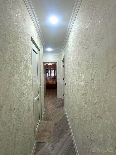 Продаётся 3-комн. вторичка 70 м², м. Нефтчиляр, photo 10 from 13