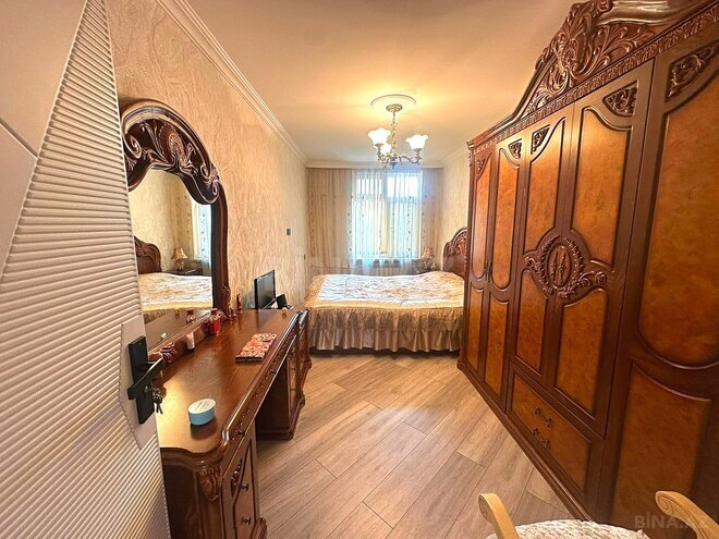Продаётся 3-комн. вторичка 70 м², м. Нефтчиляр, photo 5 from 13
