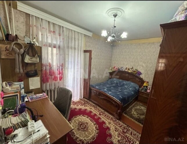 Satılır 3 otaqlı köhnə tikili 70 m², Azadlıq Prospekti m., photo 3 from 7