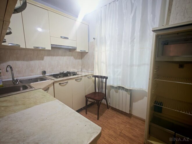 Продаётся 3-комн. вторичка 65 м², м. Иншаатчылар, photo 11 from 18