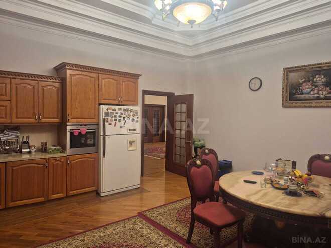 Продается 7-комн. дом/дача 851 м², пос. Бадамдар, photo 9 from 23