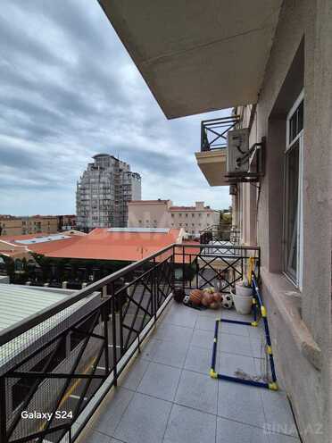 Продается 2-комн. вторичка 66 м², м. Ичеришехер, photo 12 from 14