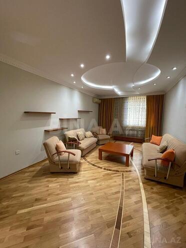 İcarəyə verilir 3 otaqlı yeni tikili 130 m², 8 Noyabr m., photo 1 from 17