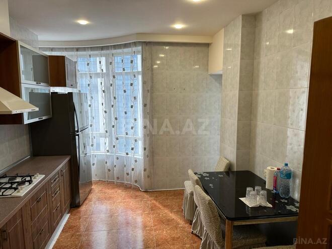 İcarəyə verilir 3 otaqlı yeni tikili 125 m², 28 May m., photo 8 from 10