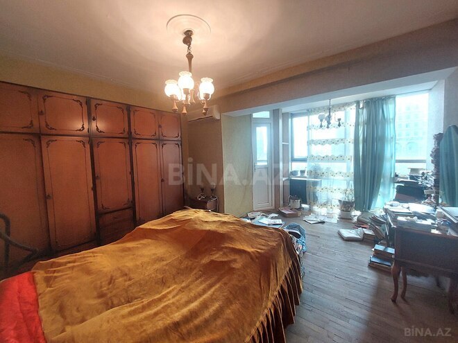 Satılır 3 otaqlı köhnə tikili 110 m², 28 May m., photo 19 from 31