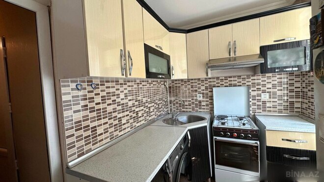 Продаётся 2-комн. вторичка 50 м², м. Элмляр Академиясы, photo 9 from 15