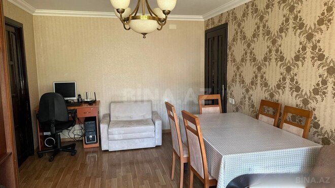 Продаётся 2-комн. вторичка 50 м², м. Элмляр Академиясы, photo 4 from 15