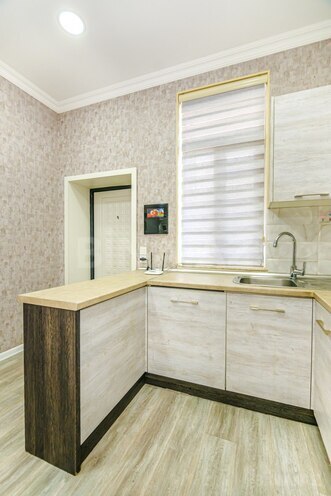 İcarəyə verilir 2 otaqlı köhnə tikili 68 m², Sahil m., photo 28 from 30
