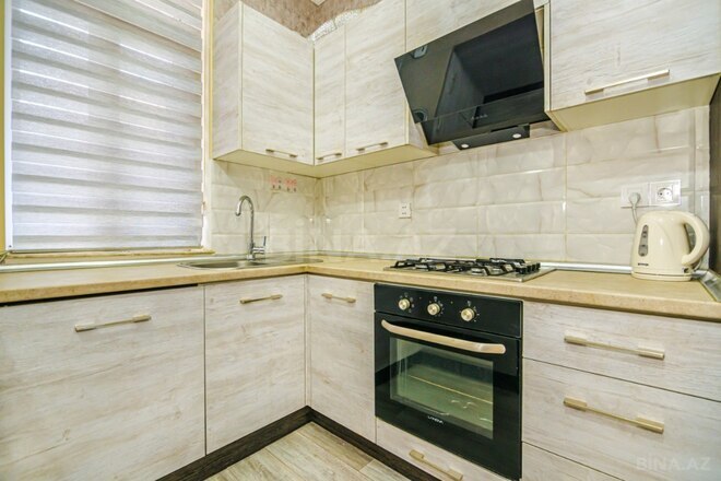 İcarəyə verilir 2 otaqlı köhnə tikili 68 m², Sahil m., photo 26 from 30