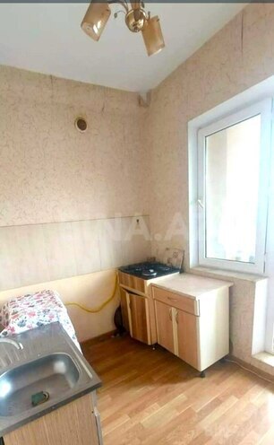 Satılır 1 otaqlı köhnə tikili 45 m², Yeni Günəşli q., photo 9 from 13