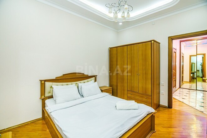 İcarəyə verilir 3 otaqlı köhnə tikili 87 m², Sahil m., photo 6 from 32