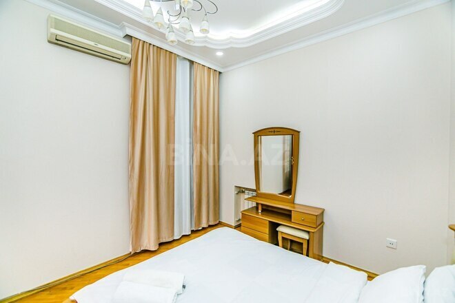 İcarəyə verilir 3 otaqlı köhnə tikili 87 m², Sahil m., photo 8 from 32