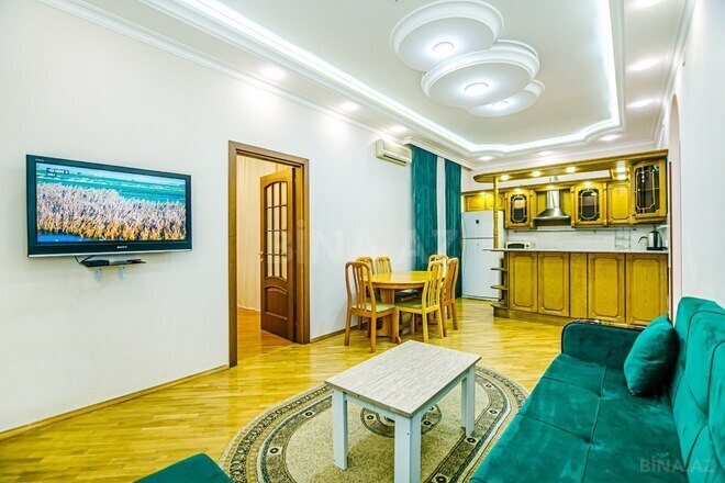 İcarəyə verilir 3 otaqlı köhnə tikili 87 m², Sahil m., photo 17 from 32