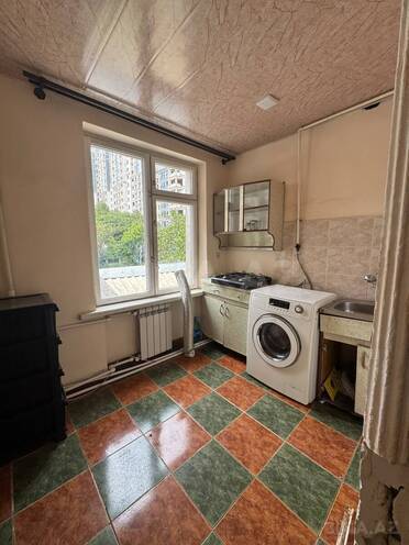 Satılır 2 otaqlı köhnə tikili 52 m², Gənclik m., photo 4 from 14